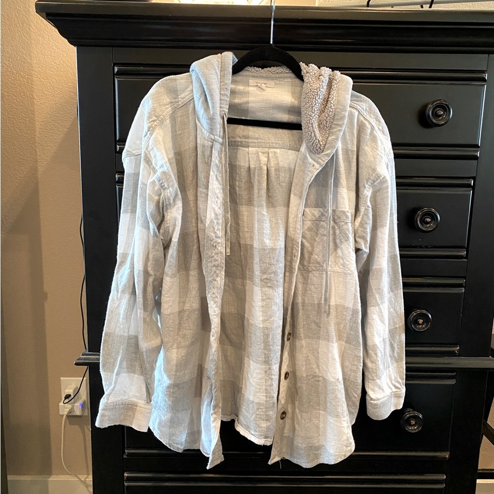 Maurice’s gray/white hooded shacket